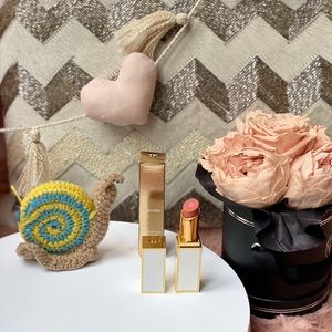 Tom Ford Moisturecore in Carriacou